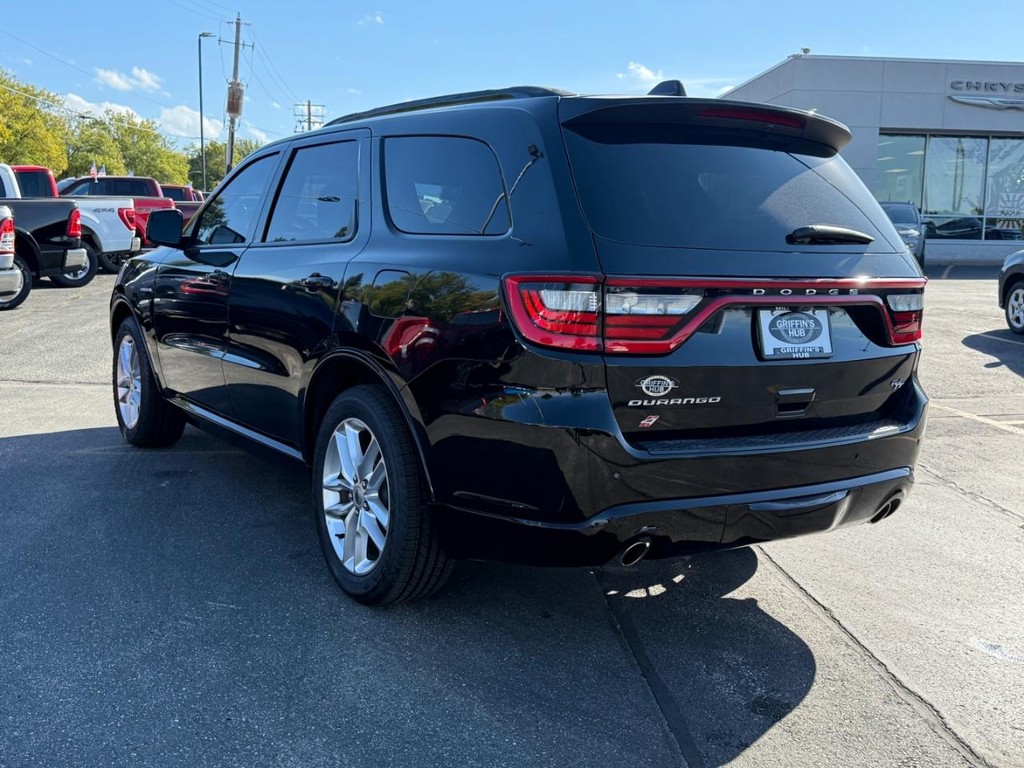 Dodge Durango Vehicle Full-screen Gallery Image 03