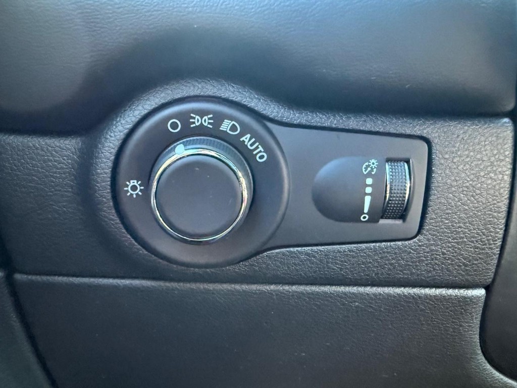 Dodge Durango Vehicle Full-screen Gallery Image 25