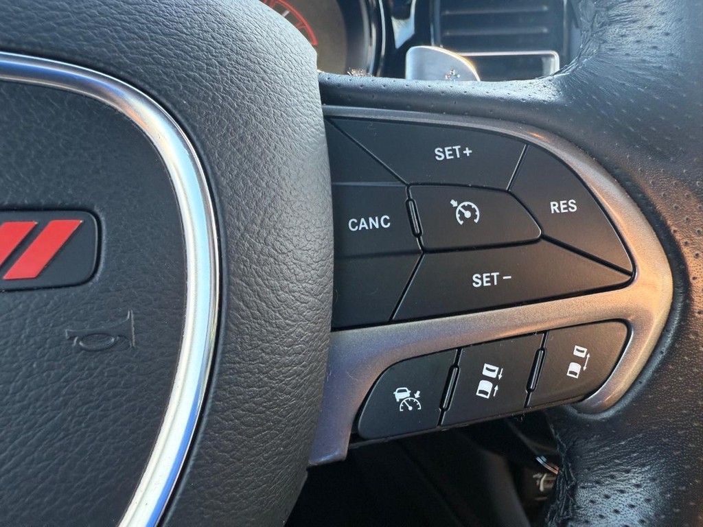 Dodge Durango Vehicle Full-screen Gallery Image 21