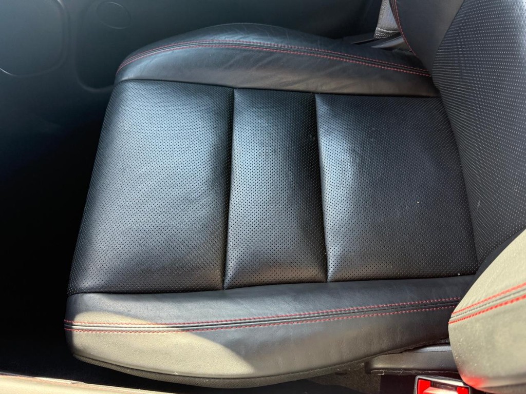 Dodge Durango Vehicle Full-screen Gallery Image 25