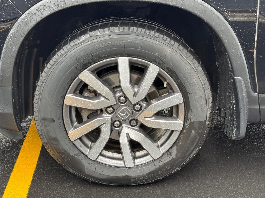 Honda Pilot Vehicle Full-screen Gallery Image 08