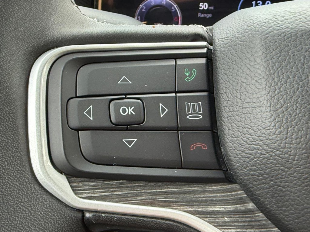 Jeep Wagoneer Vehicle Full-screen Gallery Image 16