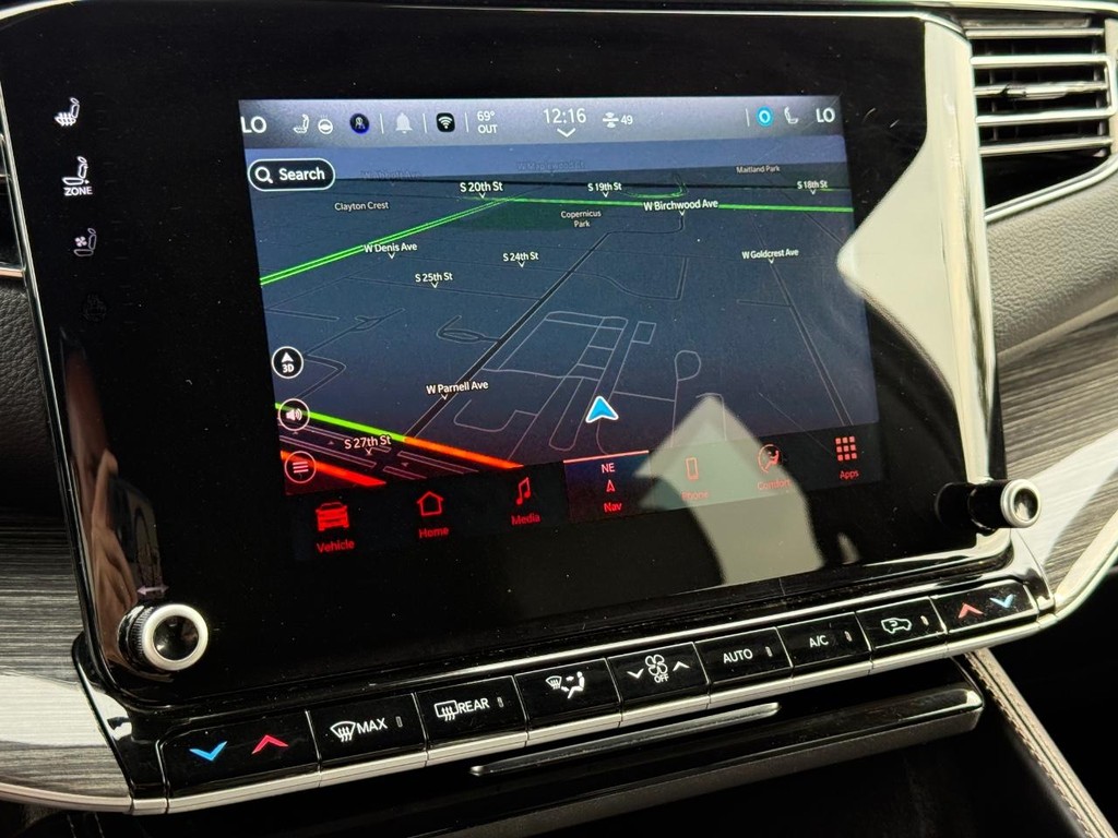 Jeep Wagoneer Vehicle Full-screen Gallery Image 19