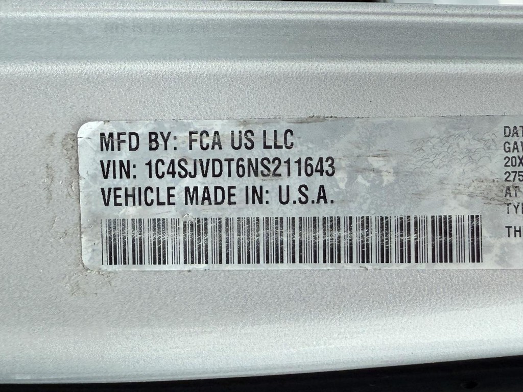 Jeep Wagoneer Vehicle Full-screen Gallery Image 30