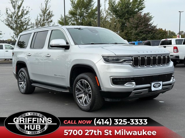 2022 Jeep Wagoneer Series III's photo