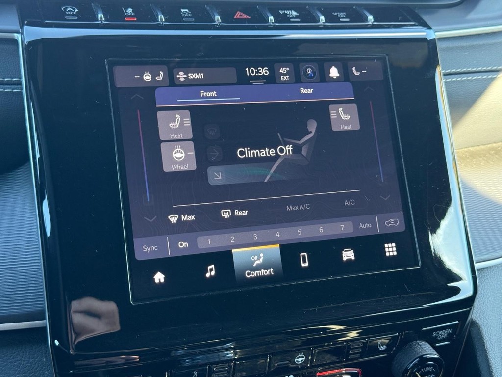 Jeep Grand Cherokee L Vehicle Full-screen Gallery Image 19