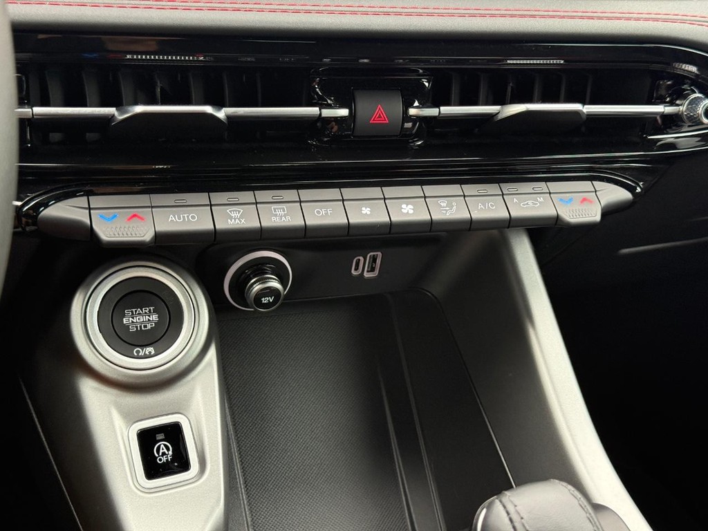 Dodge Hornet Vehicle Full-screen Gallery Image 18