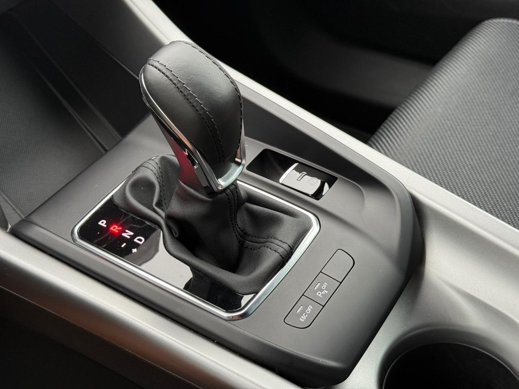 Dodge Hornet Vehicle Full-screen Gallery Image 19