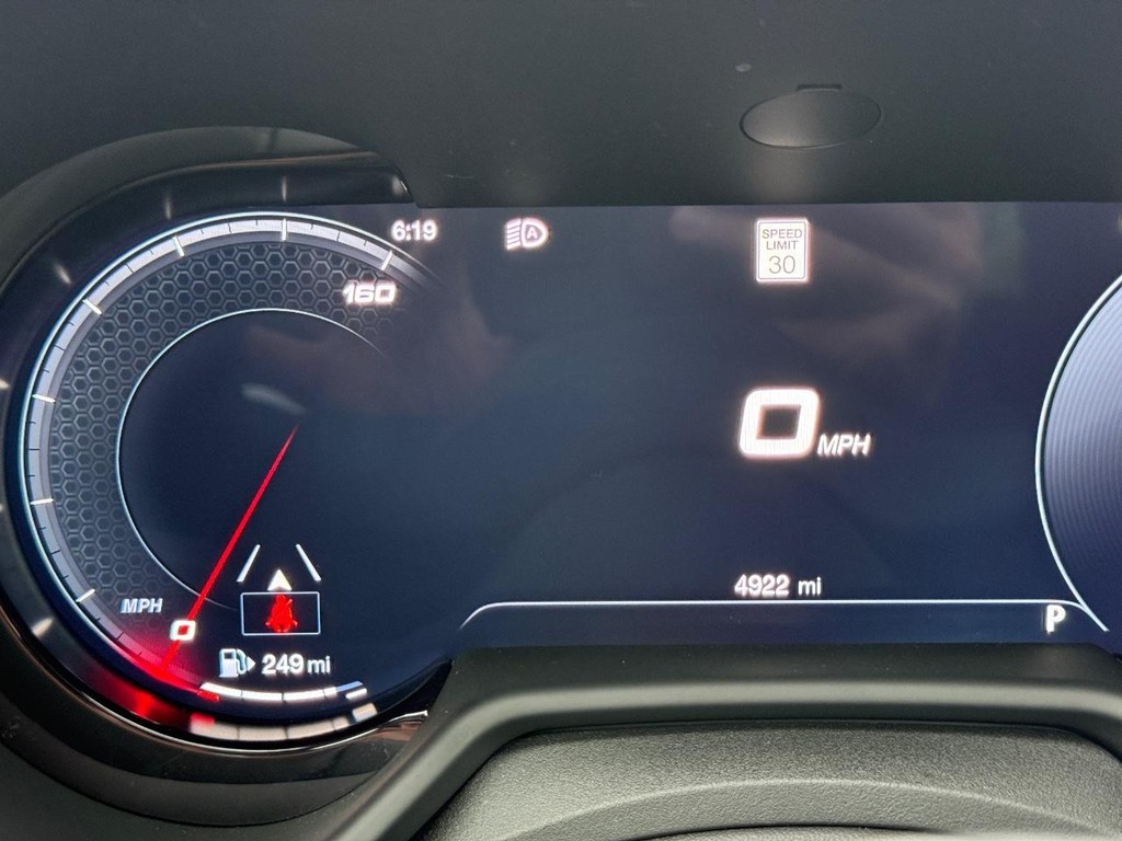 Dodge Hornet Vehicle Full-screen Gallery Image 21