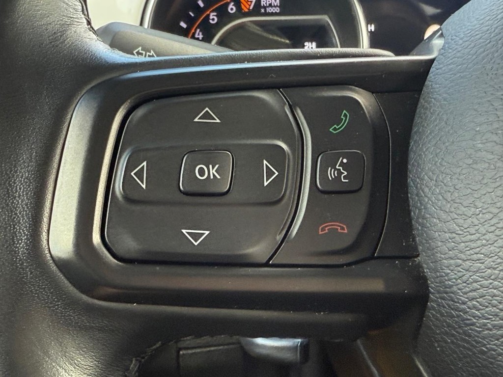 Jeep Wrangler Vehicle Full-screen Gallery Image 14