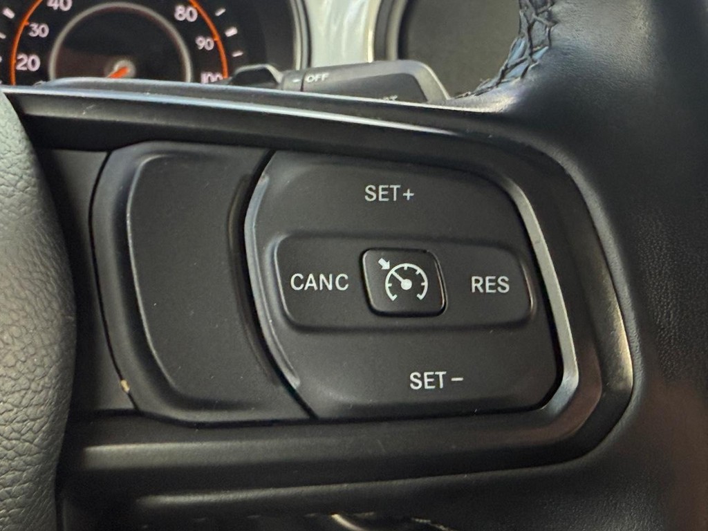 Jeep Wrangler Vehicle Full-screen Gallery Image 15
