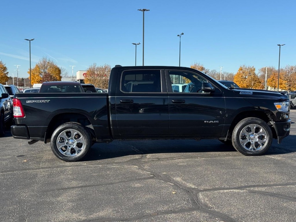 Ram 1500 Vehicle Full-screen Gallery Image 03
