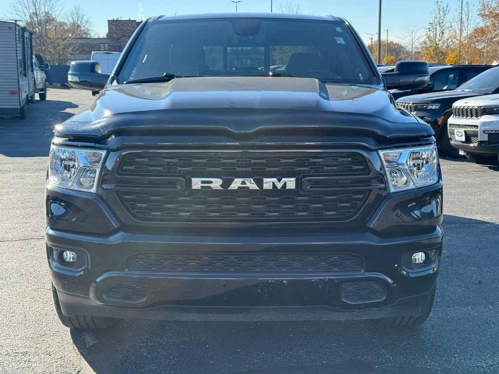 Ram 1500 Vehicle Full-screen Gallery Image 10