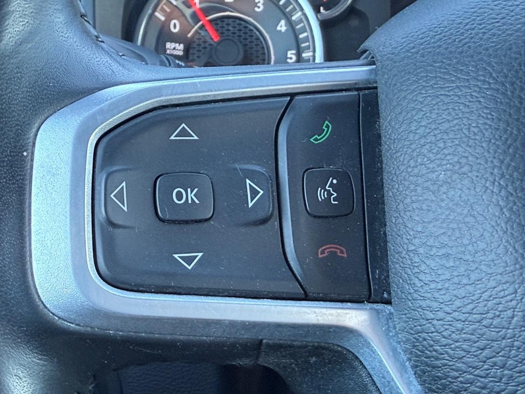 Ram 1500 Vehicle Full-screen Gallery Image 14