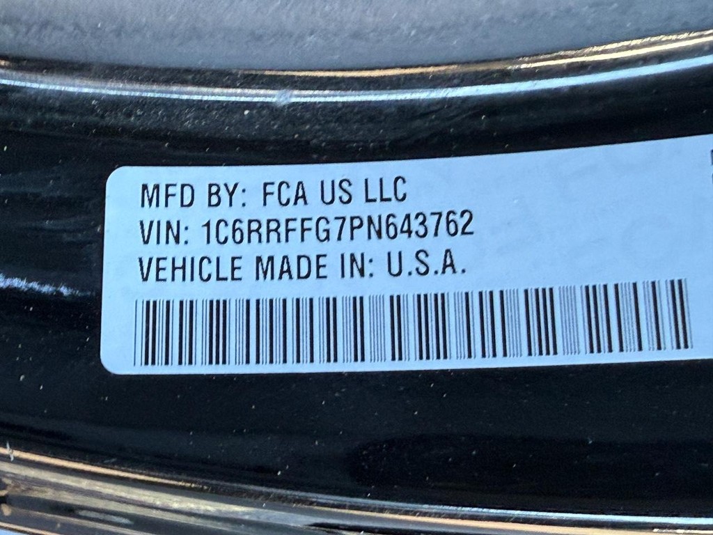 Ram 1500 Vehicle Full-screen Gallery Image 26