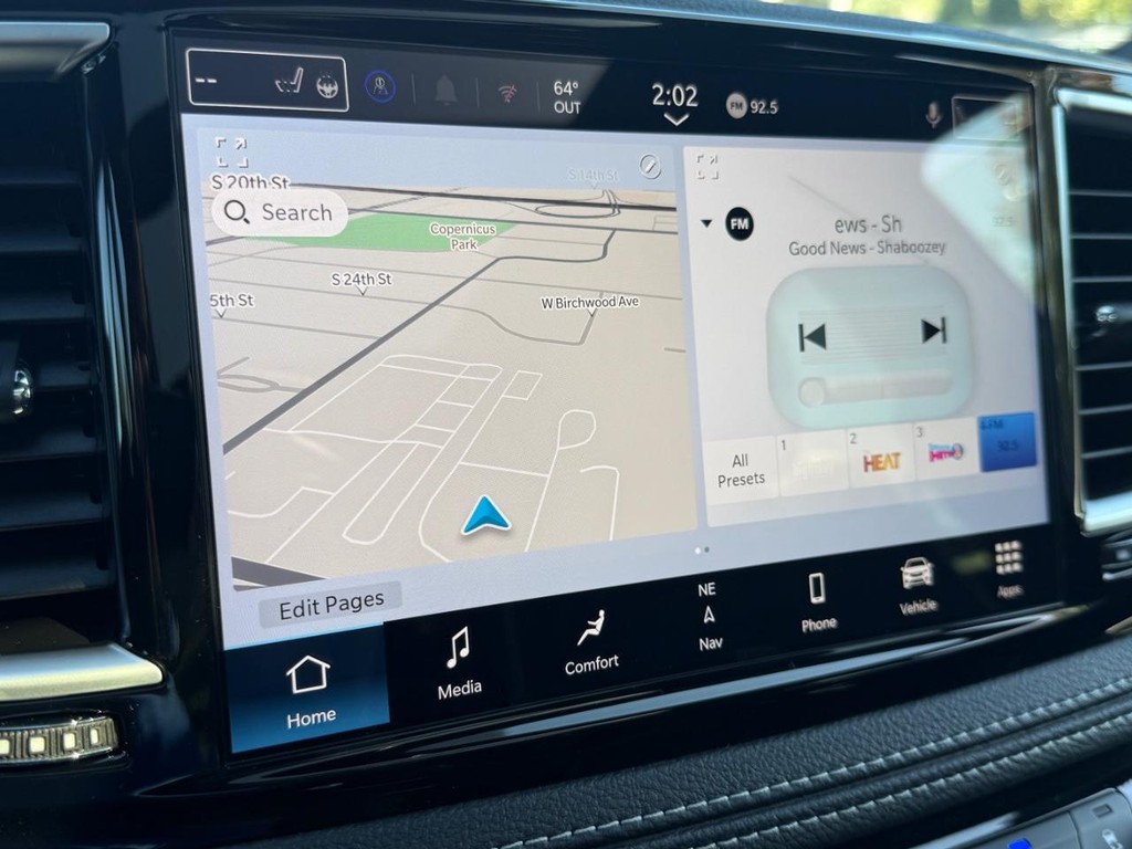 Chrysler Pacifica Vehicle Full-screen Gallery Image 20