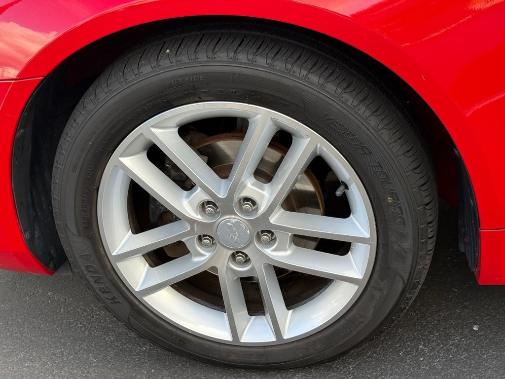 Chevrolet Impala Vehicle Full-screen Gallery Image 06