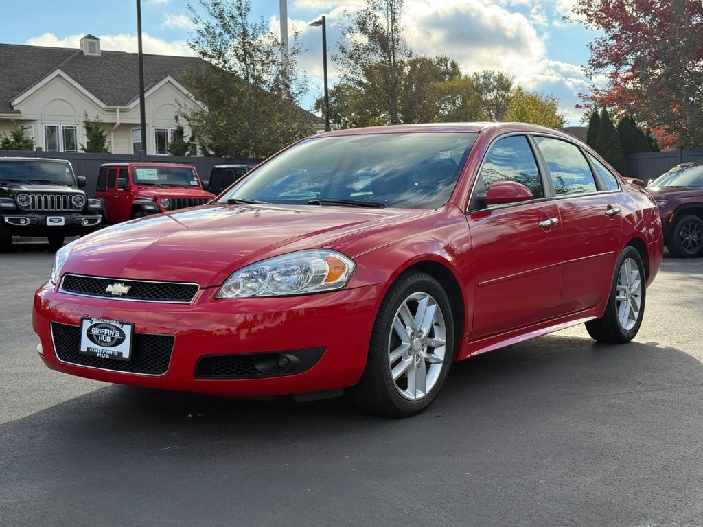 Chevrolet Impala Vehicle Full-screen Gallery Image 08