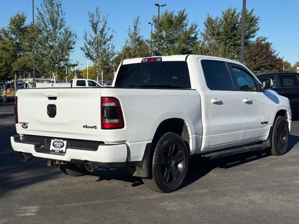 Ram 1500 Vehicle Full-screen Gallery Image 04