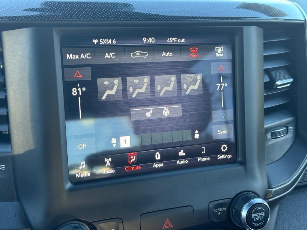 Ram 1500 Vehicle Full-screen Gallery Image 19