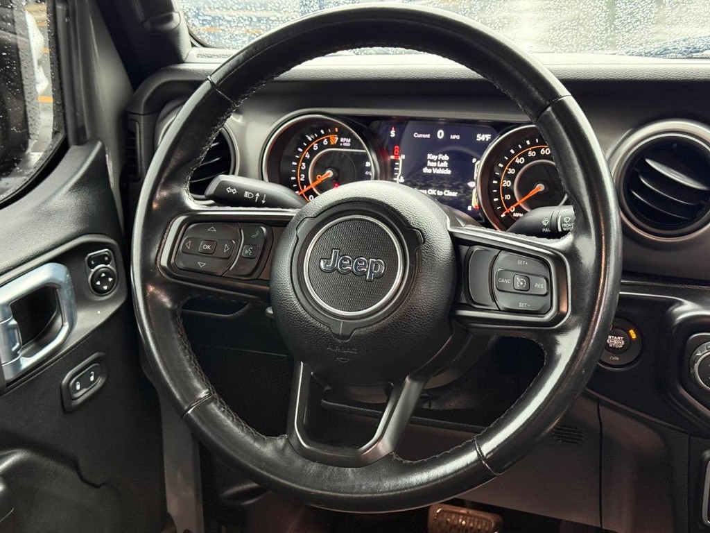 Jeep Gladiator Vehicle Full-screen Gallery Image 14