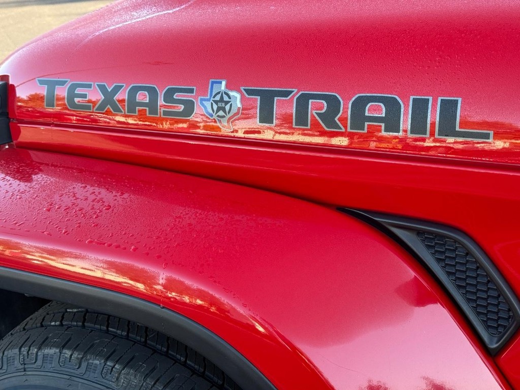 Jeep Gladiator Vehicle Full-screen Gallery Image 08