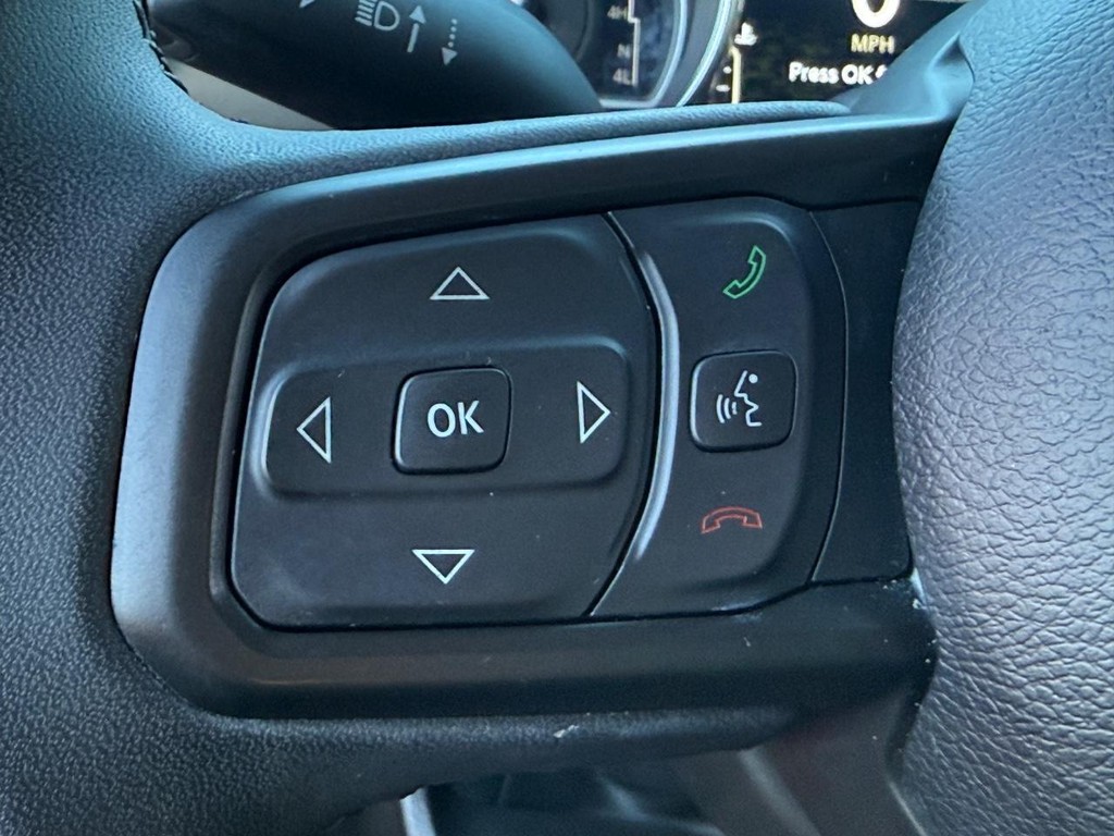 Jeep Gladiator Vehicle Full-screen Gallery Image 16