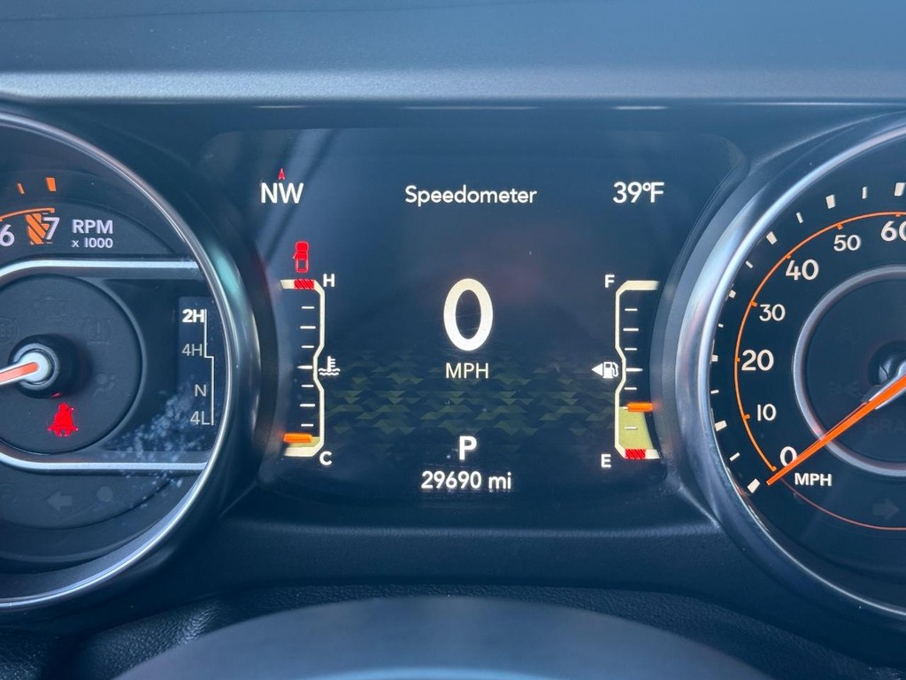 Jeep Gladiator Vehicle Full-screen Gallery Image 24