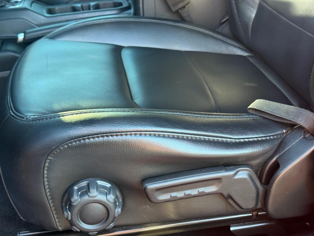 Jeep Gladiator Vehicle Full-screen Gallery Image 27