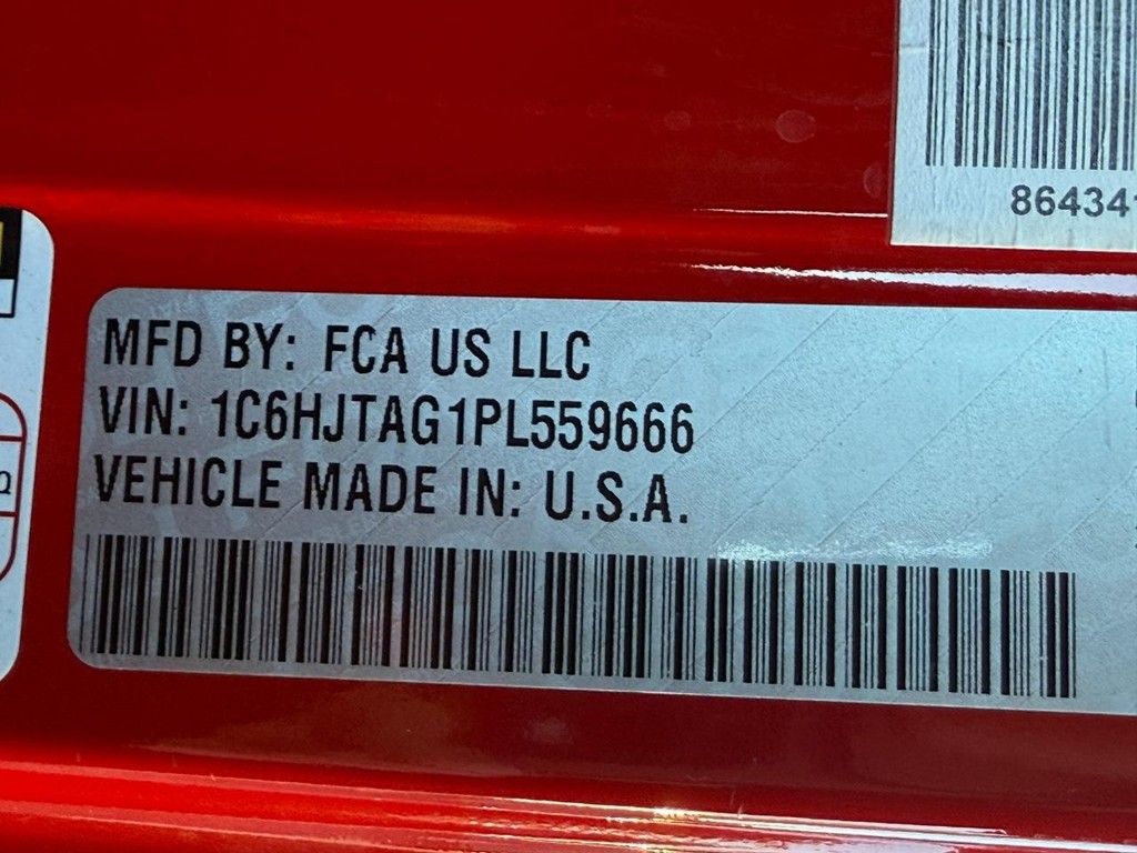 Jeep Gladiator Vehicle Full-screen Gallery Image 28