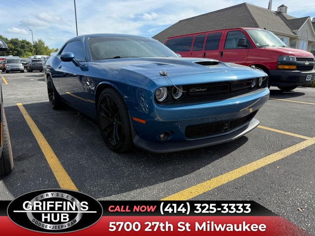 more details - dodge challenger