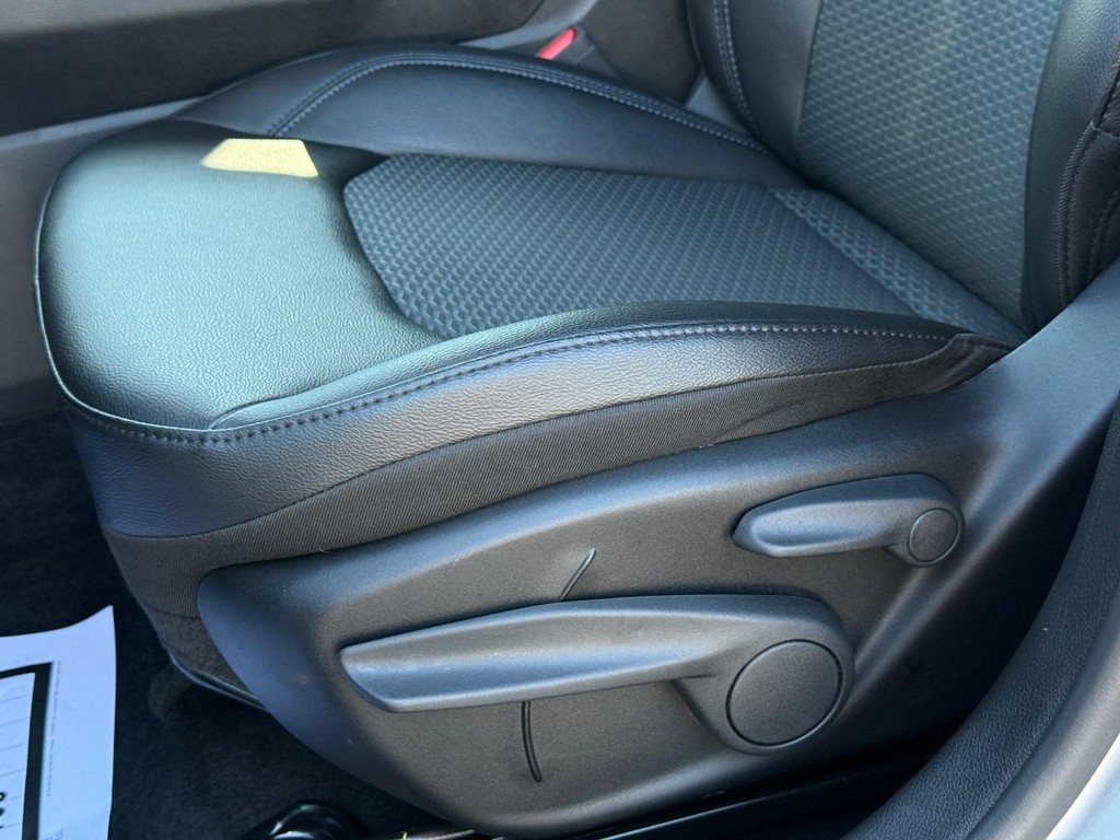 Jeep Compass Vehicle Full-screen Gallery Image 25