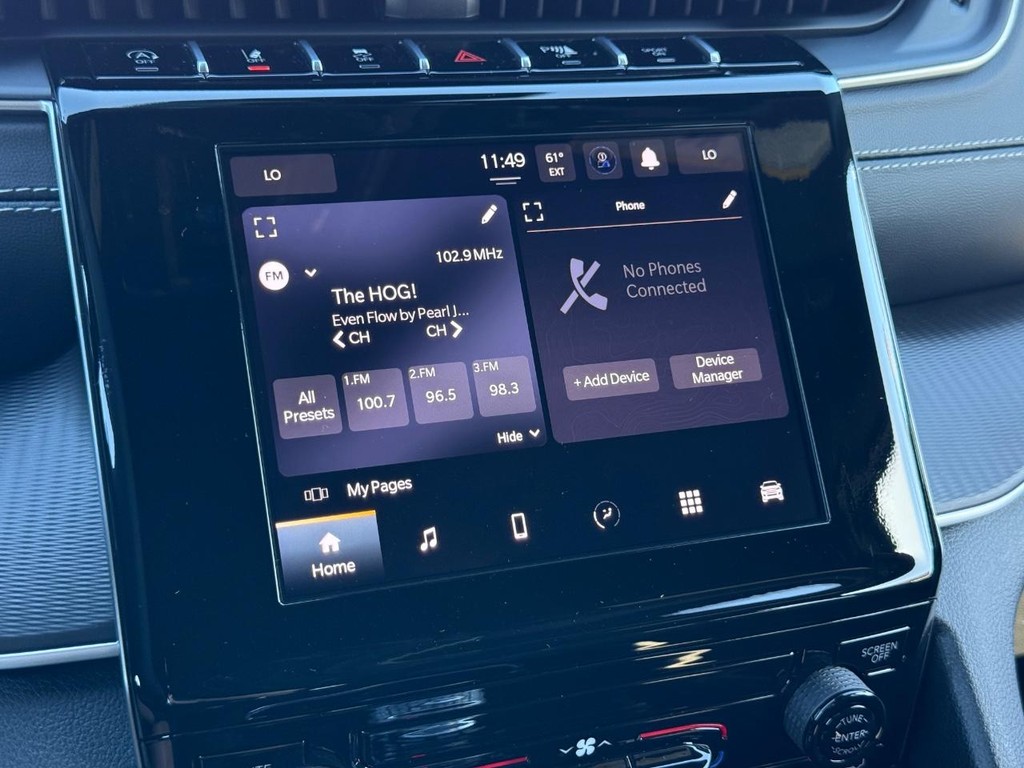 Jeep Grand Cherokee Vehicle Full-screen Gallery Image 17