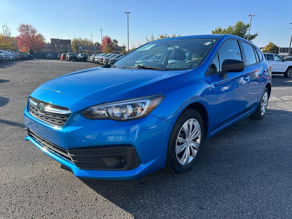 Subaru Impreza Vehicle Full-screen Gallery Image 08