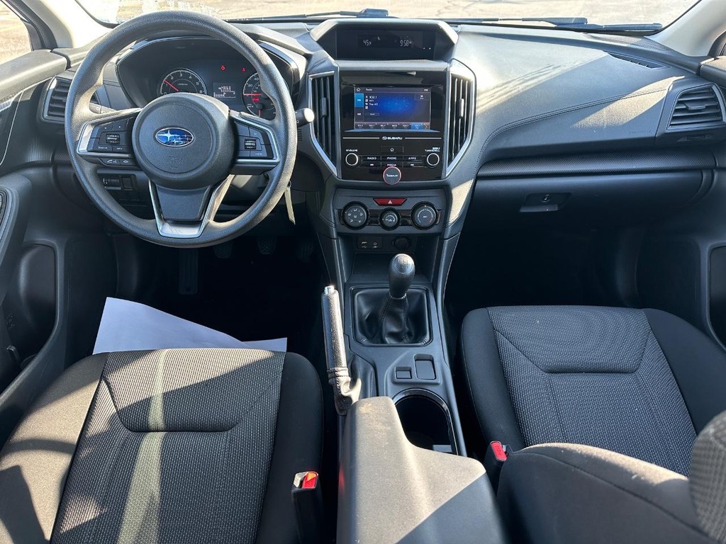 Subaru Impreza Vehicle Full-screen Gallery Image 11