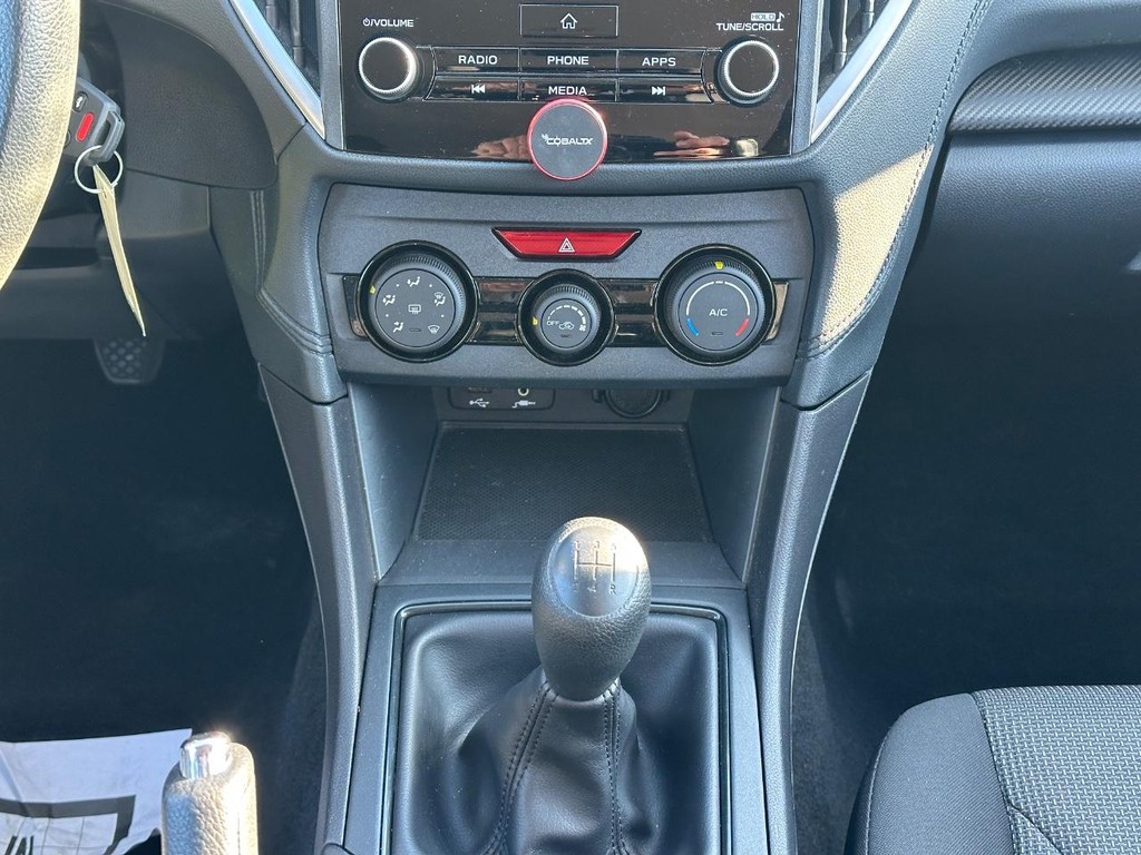 Subaru Impreza Vehicle Full-screen Gallery Image 14