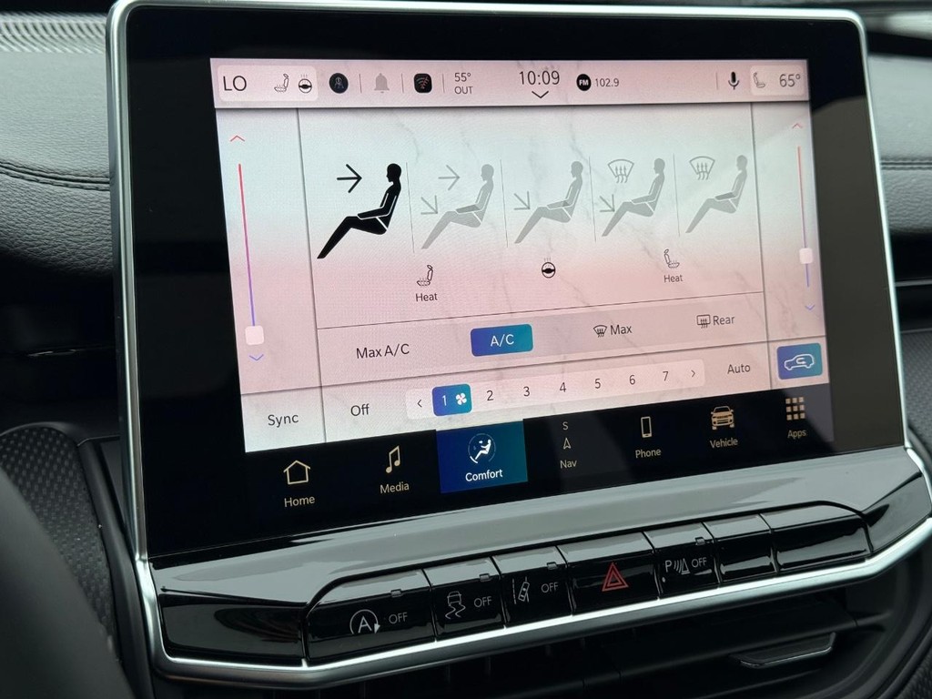 Jeep Compass Vehicle Full-screen Gallery Image 20