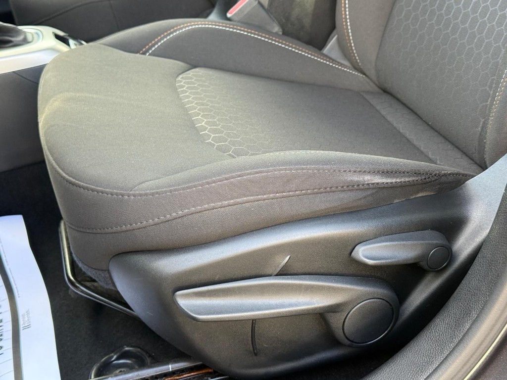 Jeep Compass Vehicle Full-screen Gallery Image 26