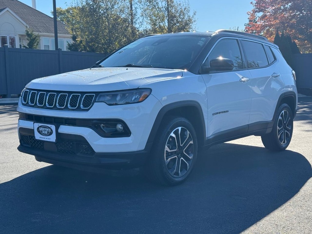 Jeep Compass Vehicle Full-screen Gallery Image 09