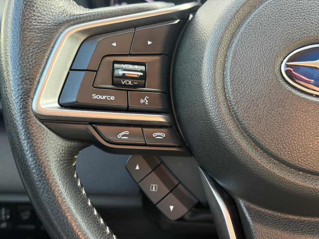 Subaru Outback Vehicle Full-screen Gallery Image 14