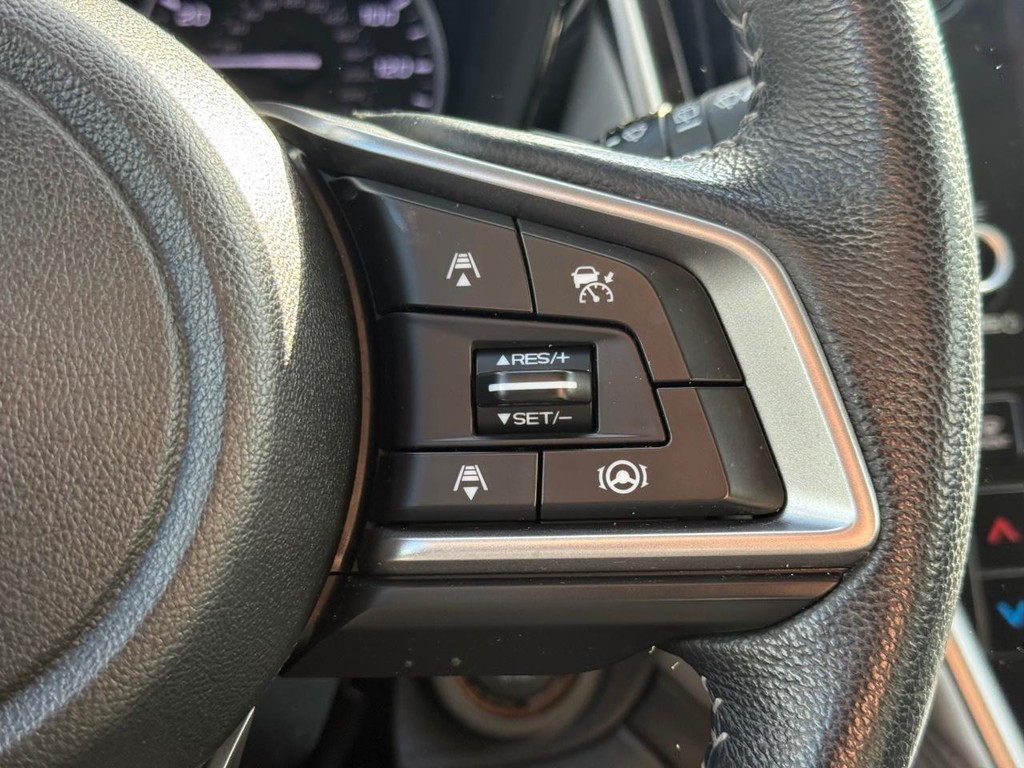 Subaru Outback Vehicle Full-screen Gallery Image 15