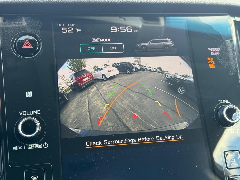 Subaru Outback Vehicle Full-screen Gallery Image 18