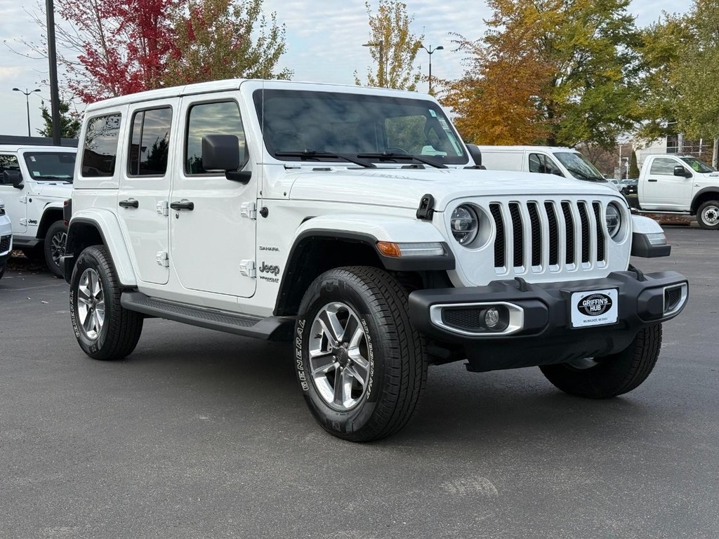 Jeep Wrangler Vehicle Full-screen Gallery Image 02