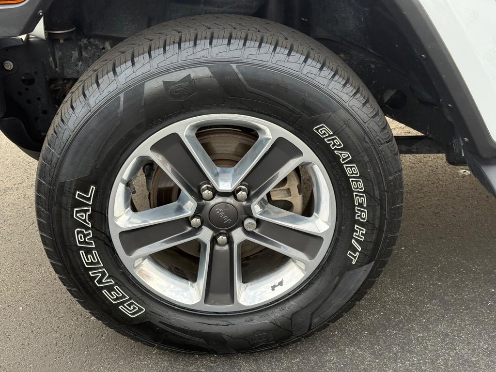 Jeep Wrangler Vehicle Full-screen Gallery Image 08