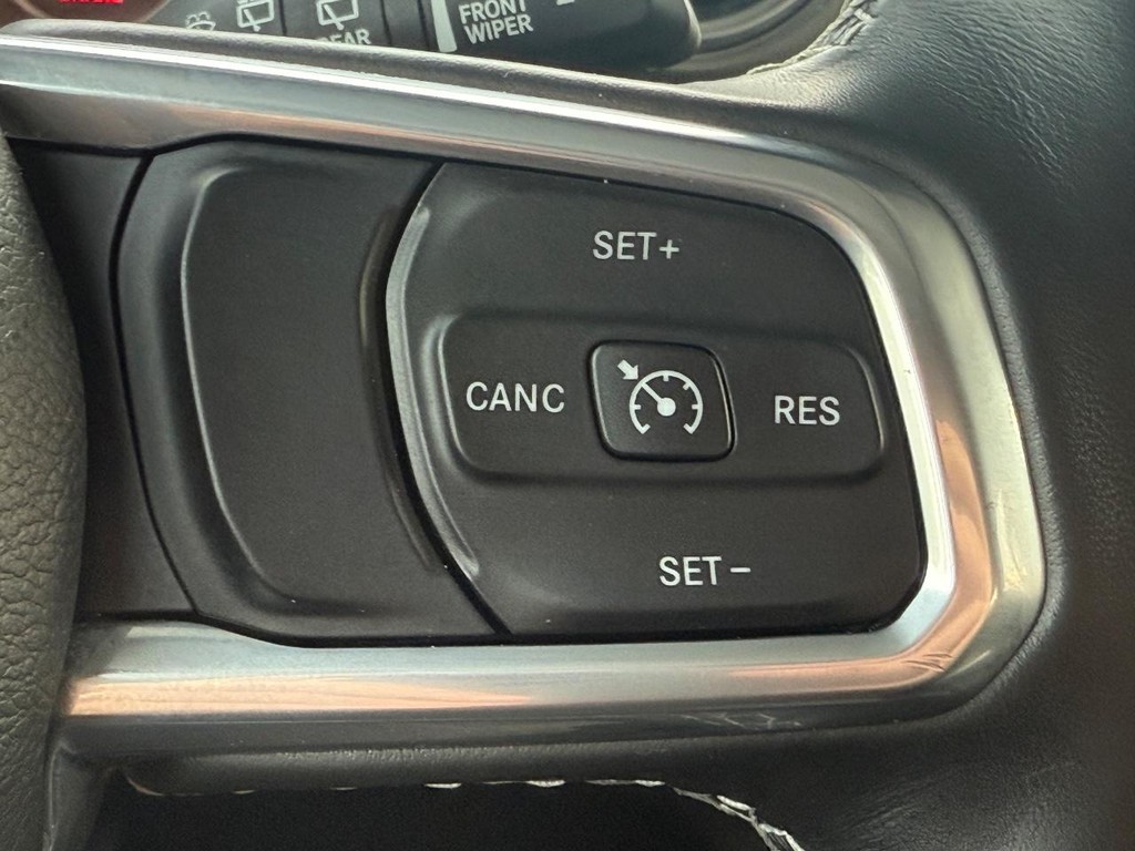 Jeep Wrangler Vehicle Full-screen Gallery Image 14