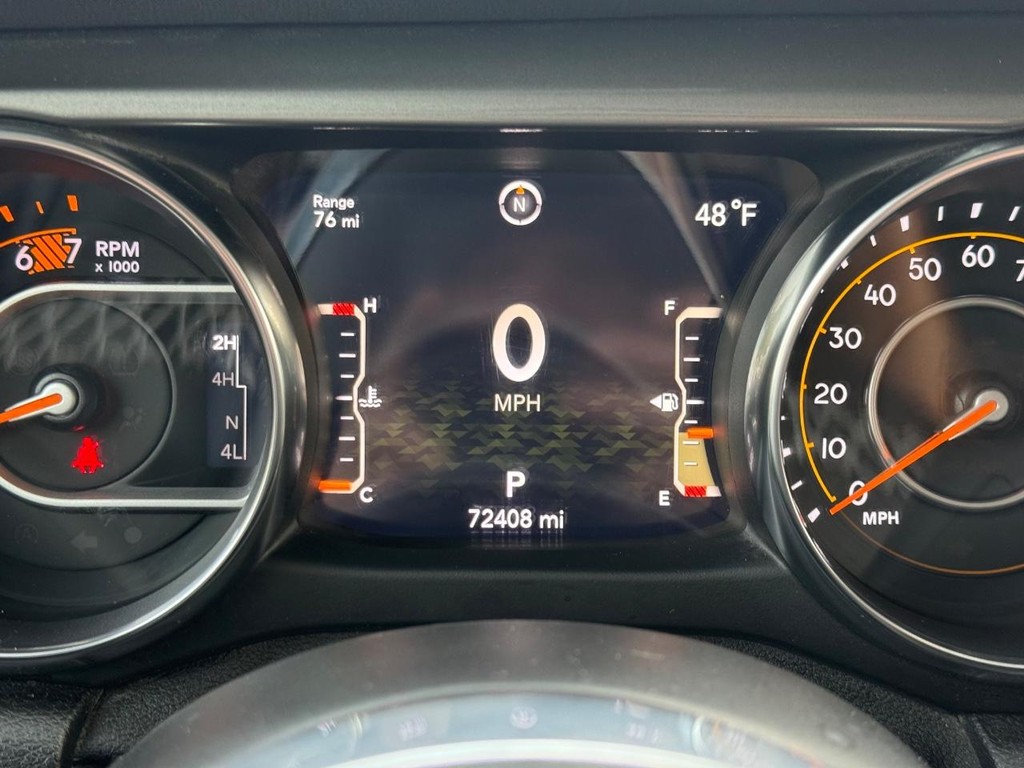 Jeep Wrangler Vehicle Full-screen Gallery Image 22