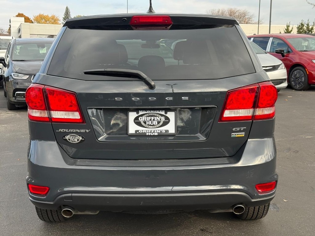 Dodge Journey Vehicle Full-screen Gallery Image 06