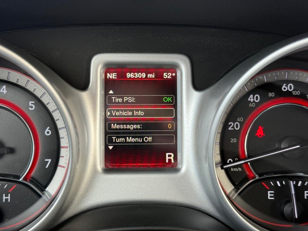 Dodge Journey Vehicle Full-screen Gallery Image 24