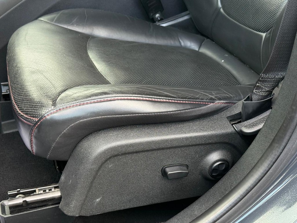 Dodge Journey Vehicle Full-screen Gallery Image 27