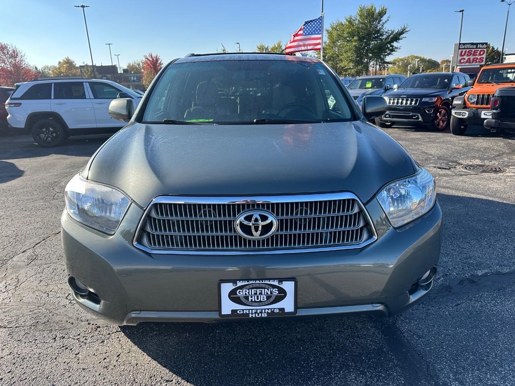 Toyota Highlander Hybrid Vehicle Full-screen Gallery Image 09